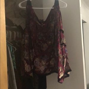 Cold shoulder top